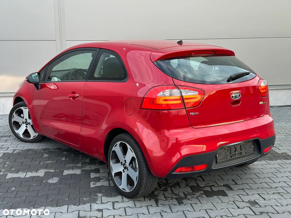 Kia Rio - 6