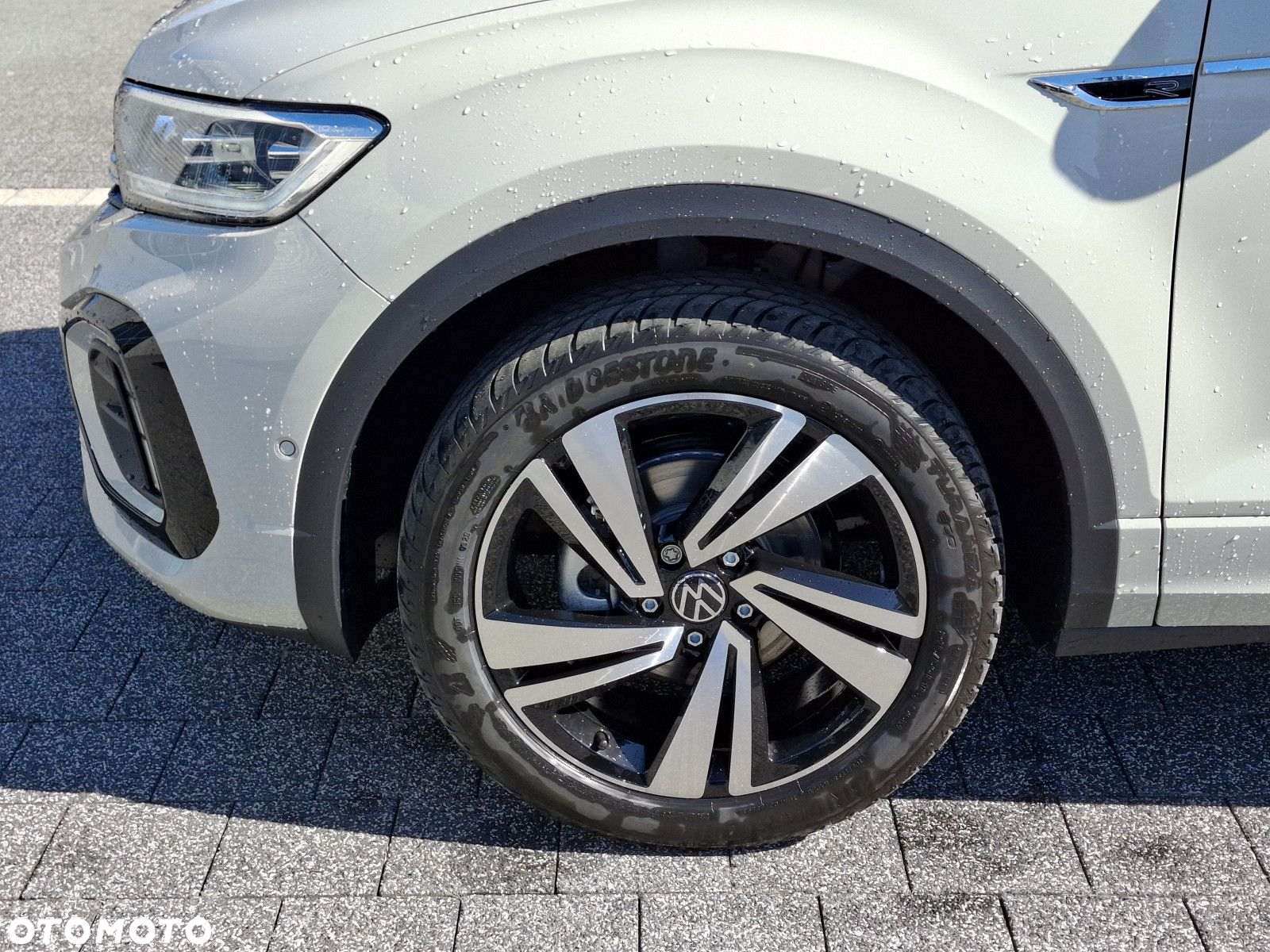 Volkswagen T-Roc - 4