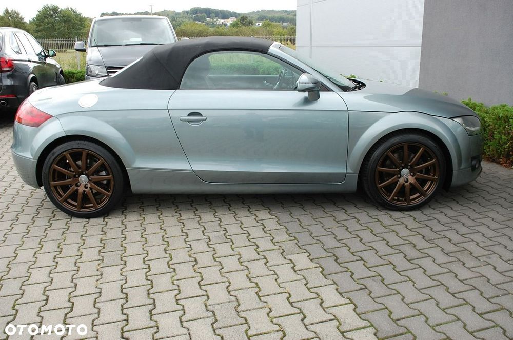 Audi TT Roadster - 20