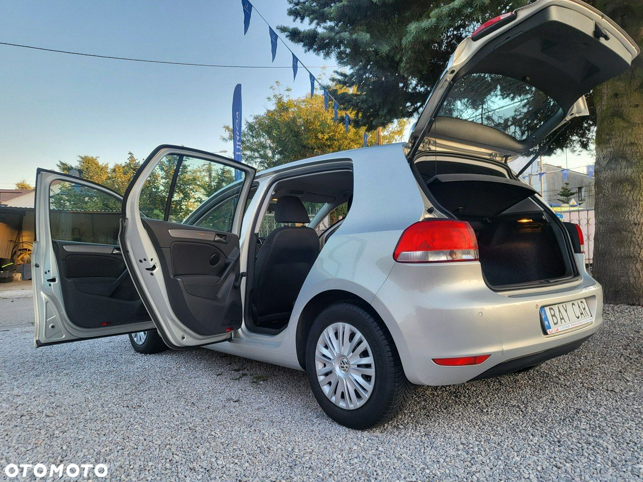 Volkswagen Golf - 11