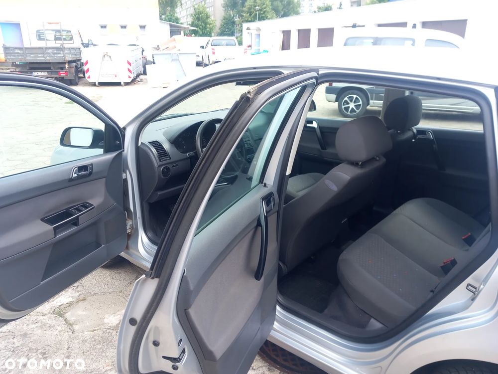 Volkswagen Polo 1.2 Comfortline - 28