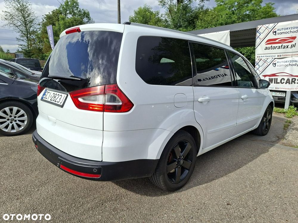 Ford Galaxy - 10