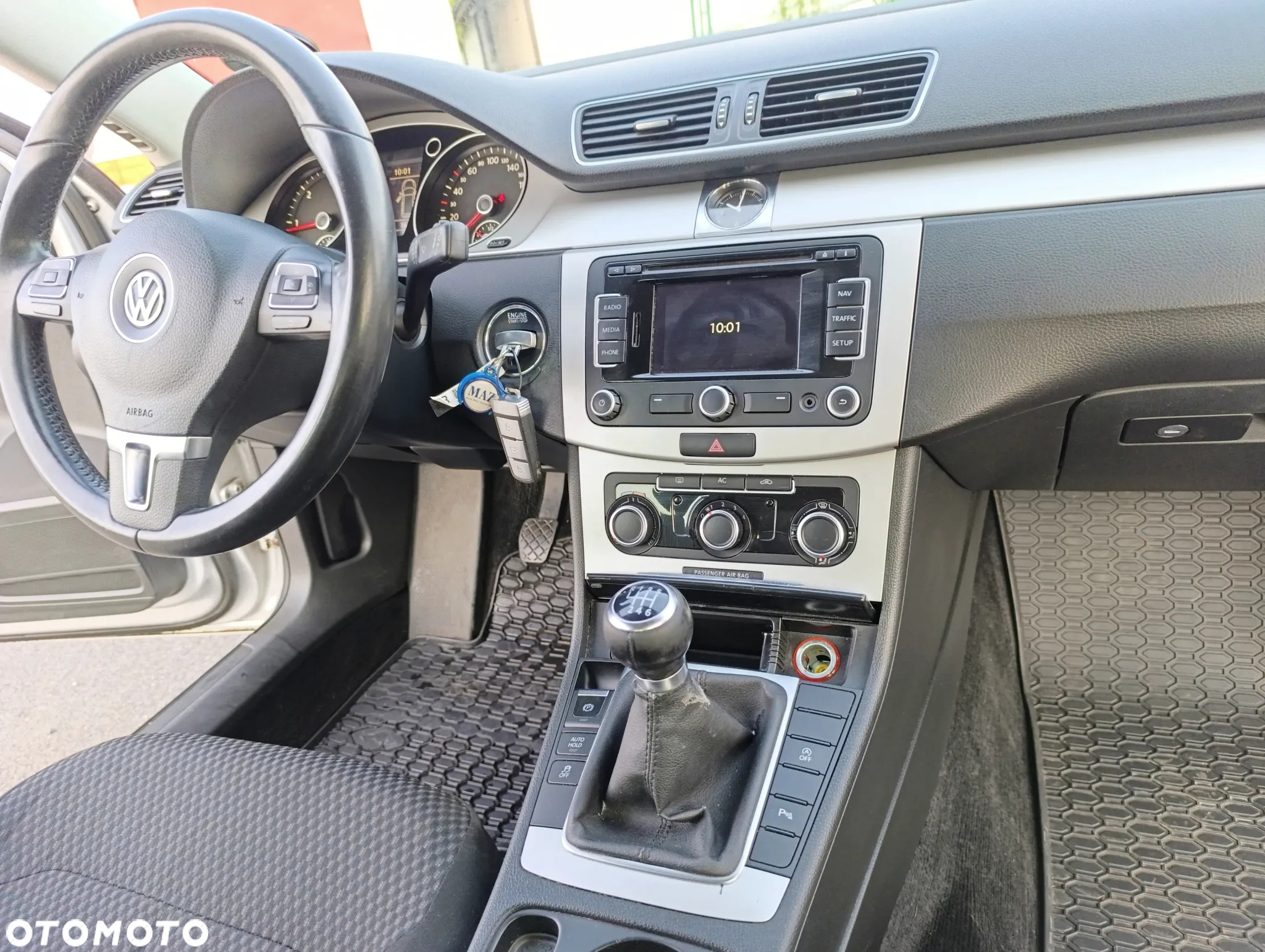 Volkswagen Passat Variant 1.6 TDI (BlueMotion Technology) Comfortline - 20