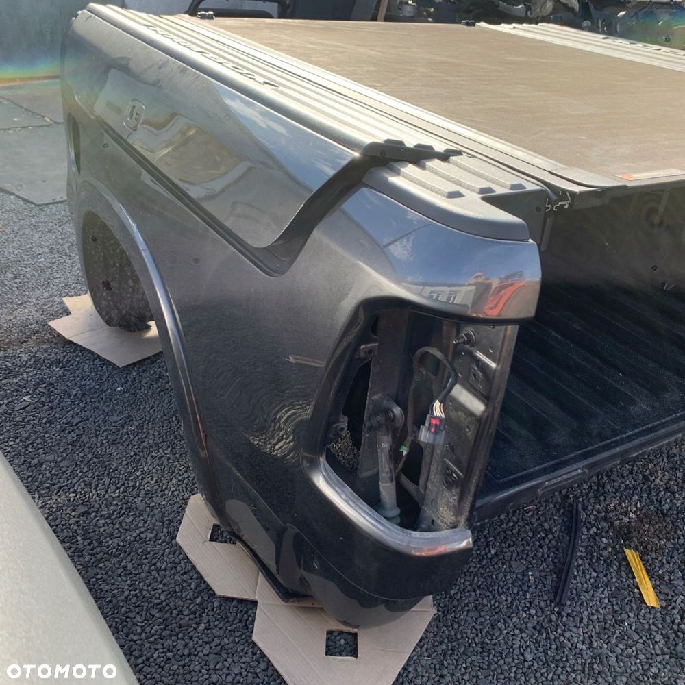 Paka zabudowa ćwiartka RAMBOX PAU błotnik tył DODGE RAM V 1500 LIMITED 22r - 3