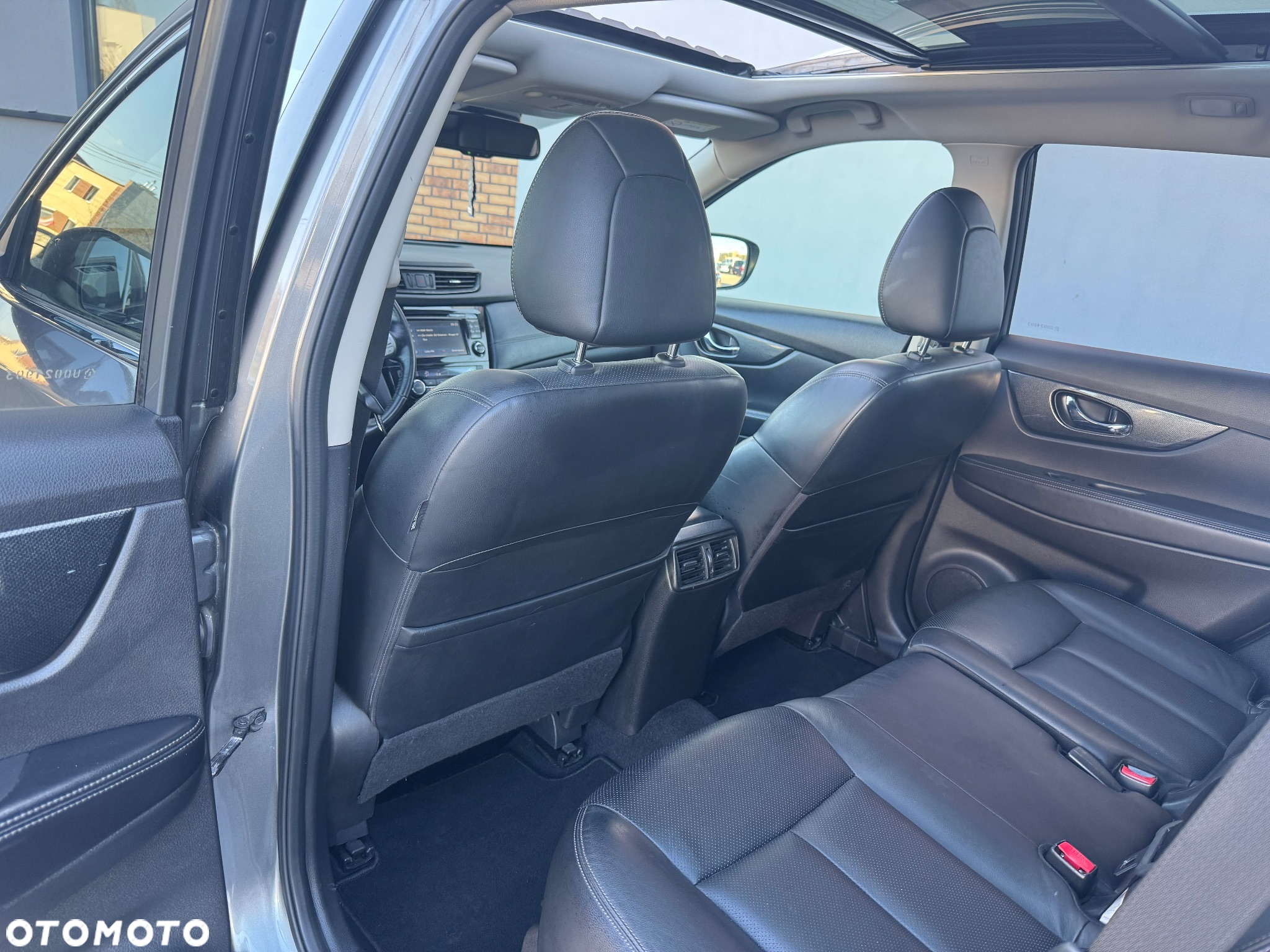 Nissan X-Trail 1.6 DCi N-Connecta 2WD Xtronic 7os - 25