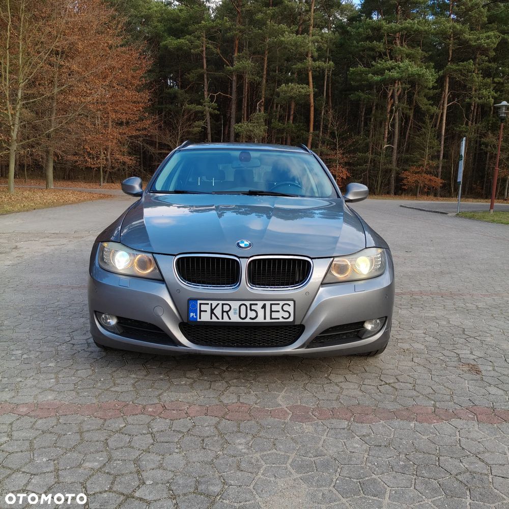 BMW Seria 3 318d - 18
