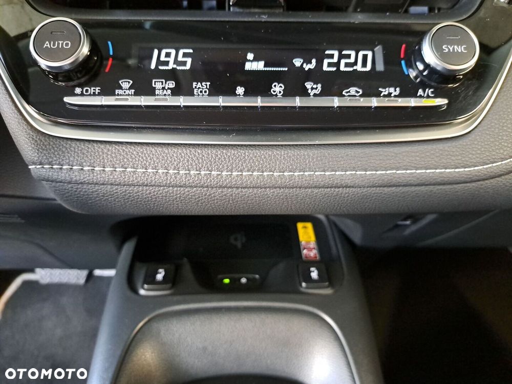 Toyota Corolla 1.8 Hybrid Comfort - 27