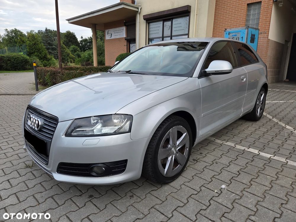 Audi A3 3-drzwiowe 2.0 TDI DPF Ambiente S tronic - 18