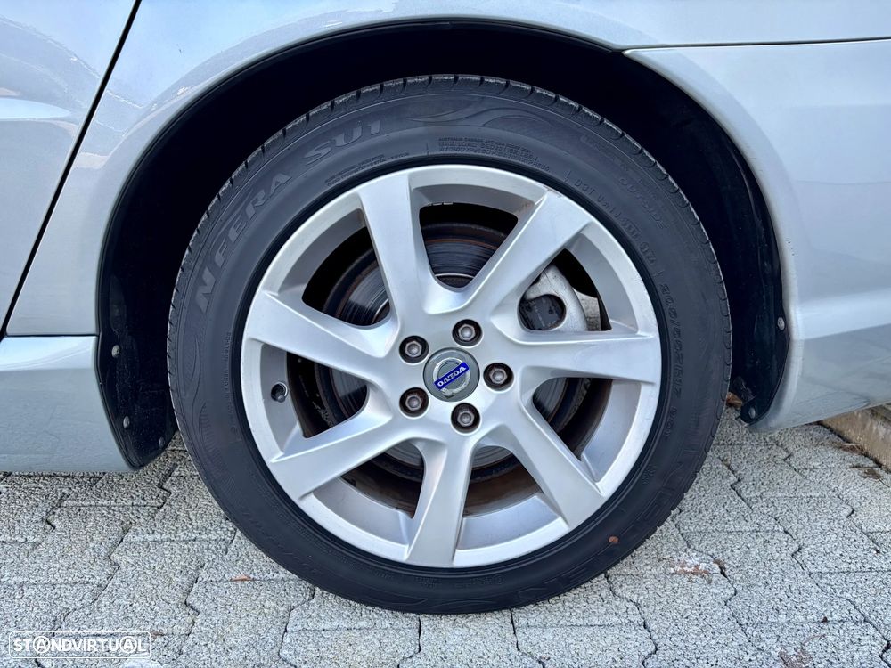Volvo V70 1.6 D2 Momentum - 11