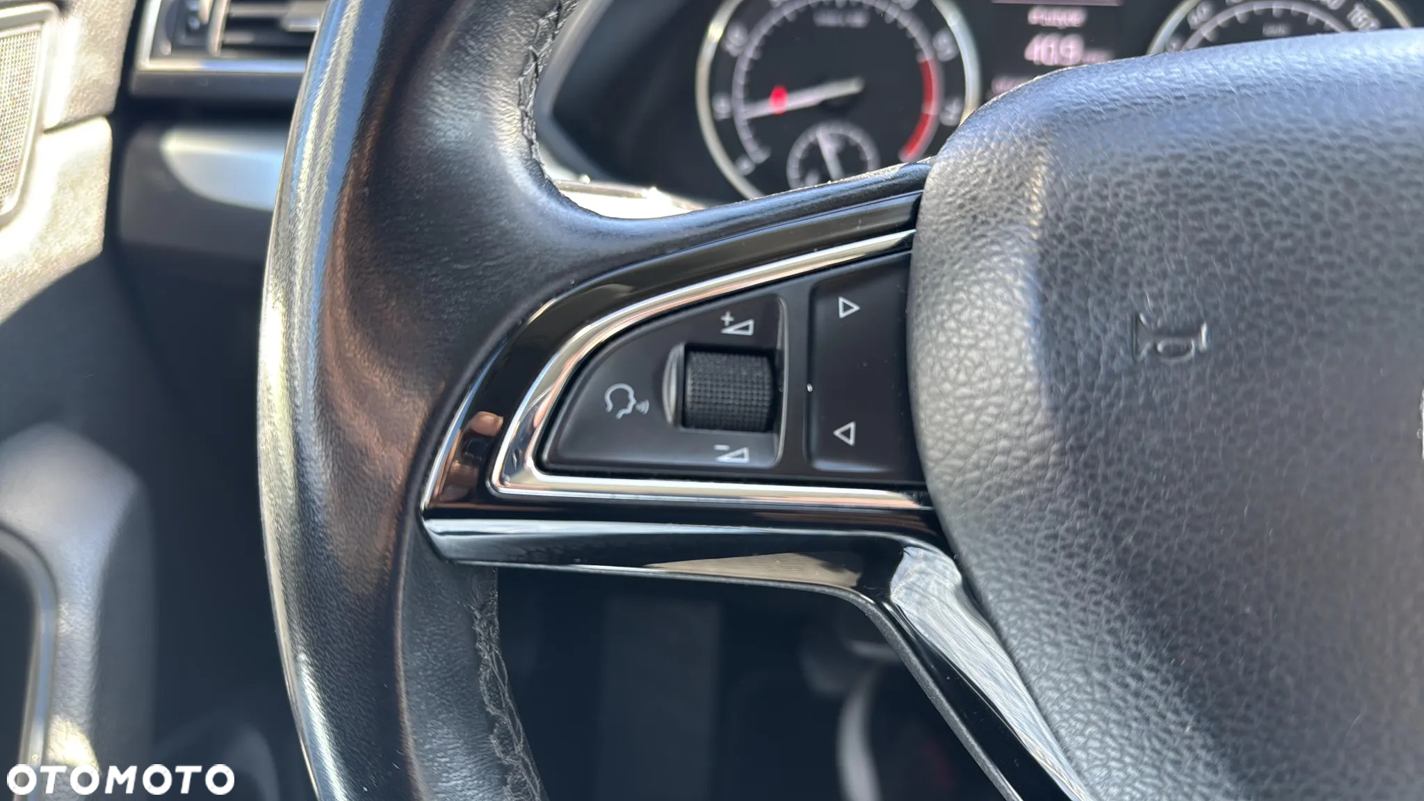 Skoda Superb 1.8 TSI Ambition - 14