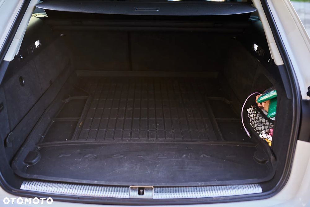 Audi A6 Avant - 14