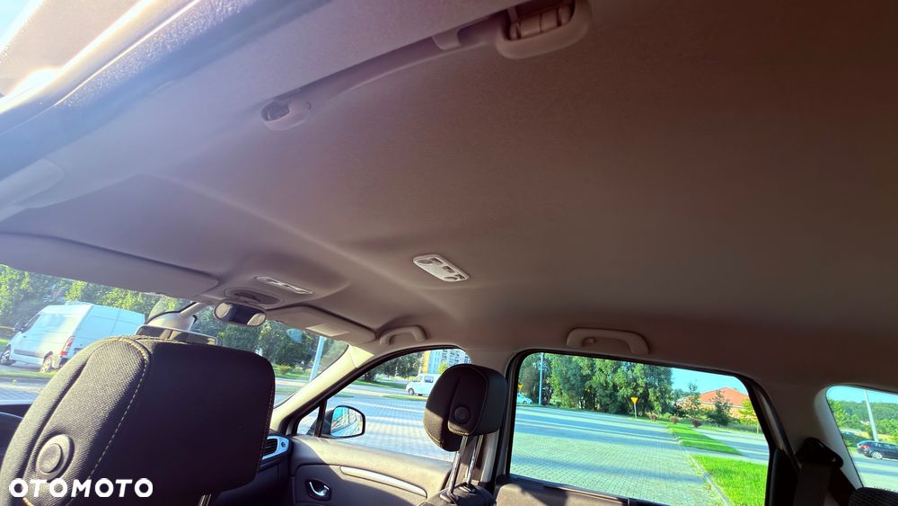 Renault Scenic 1.6 16V 110 Dynamique - 13