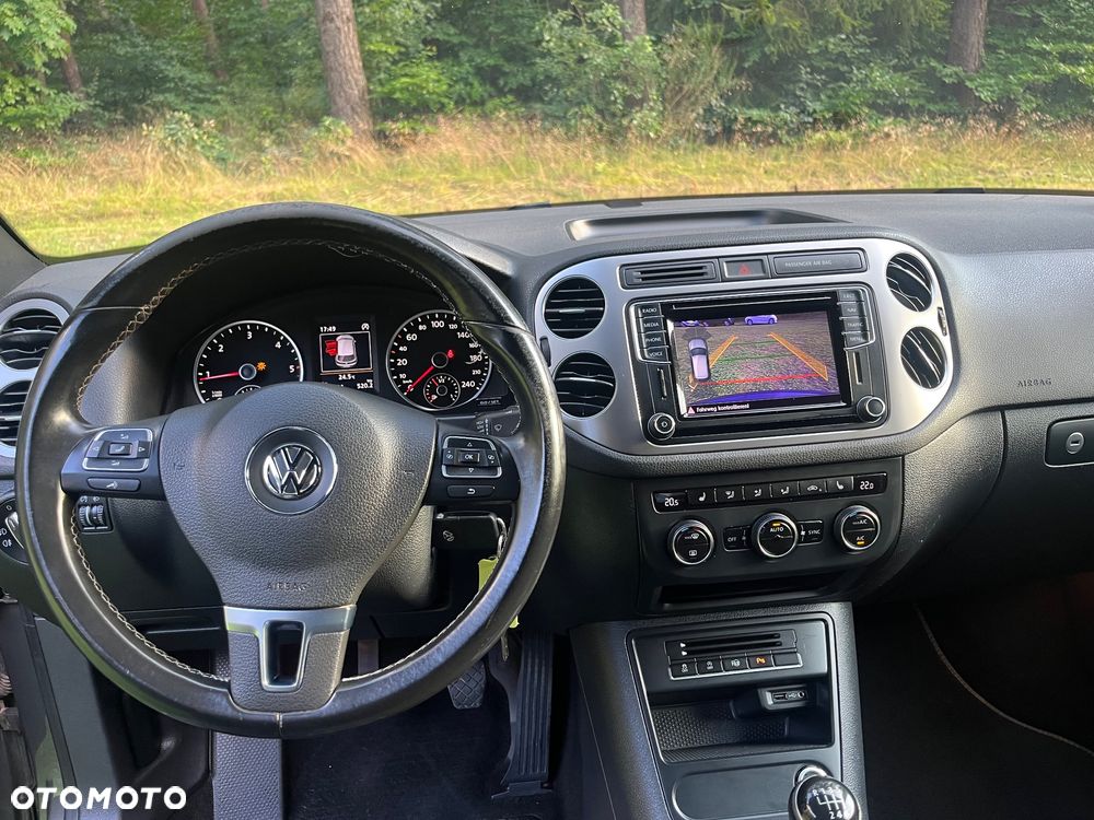 Volkswagen Tiguan - 11