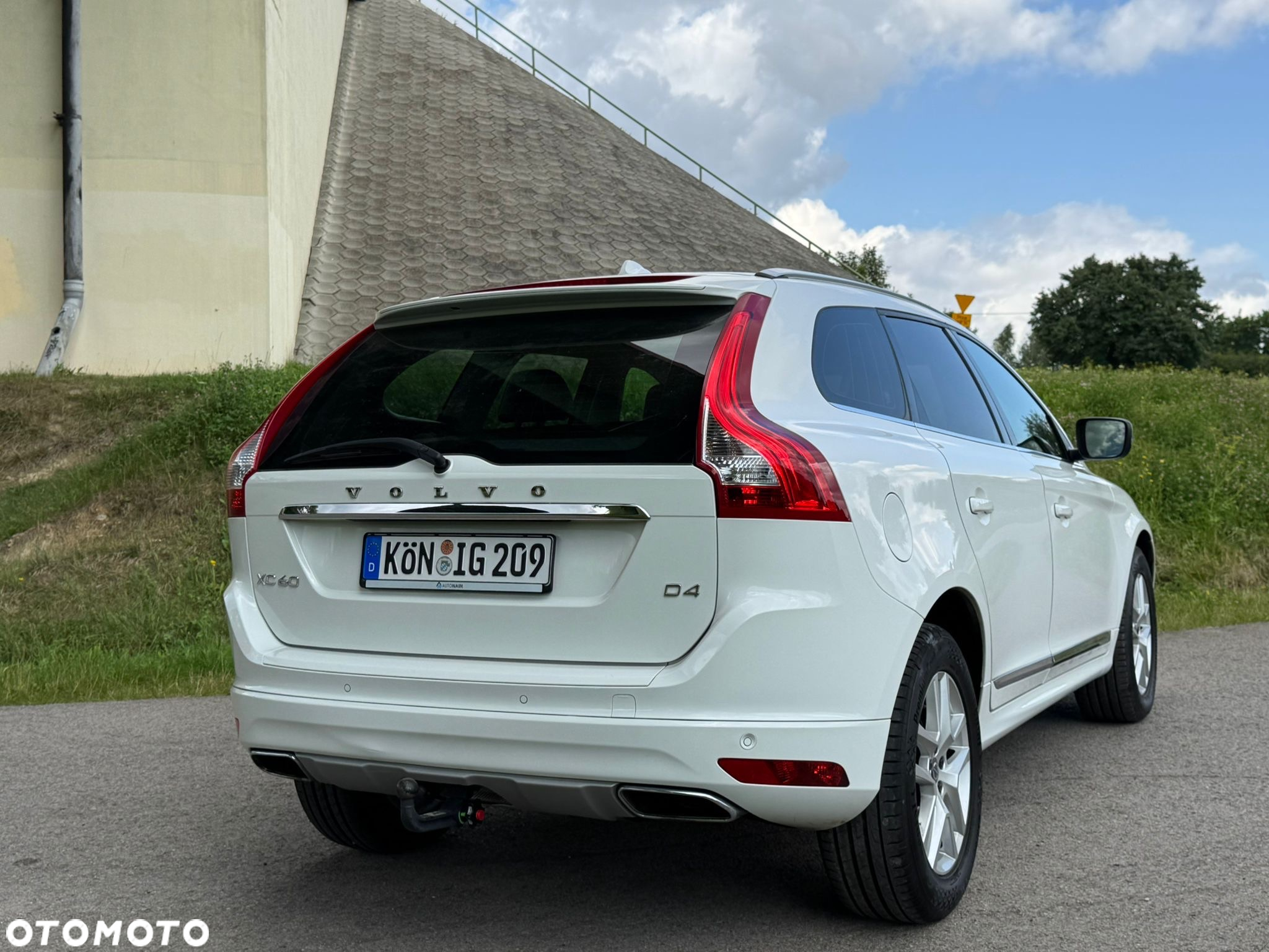 Volvo XC 60 D4 Drive-E Summum - 5