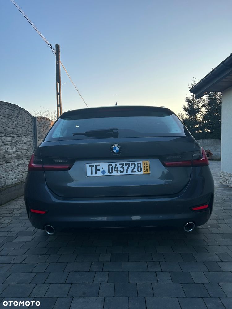 BMW Seria 3 320d - 5