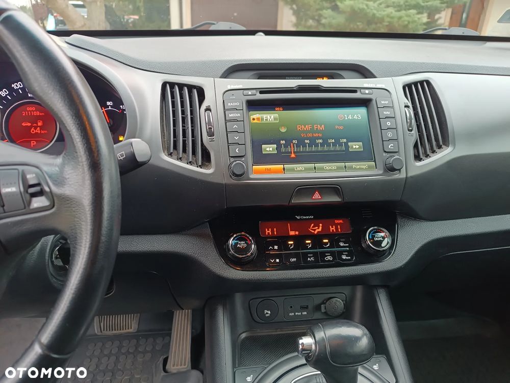 Kia Sportage 2.0 L - 31