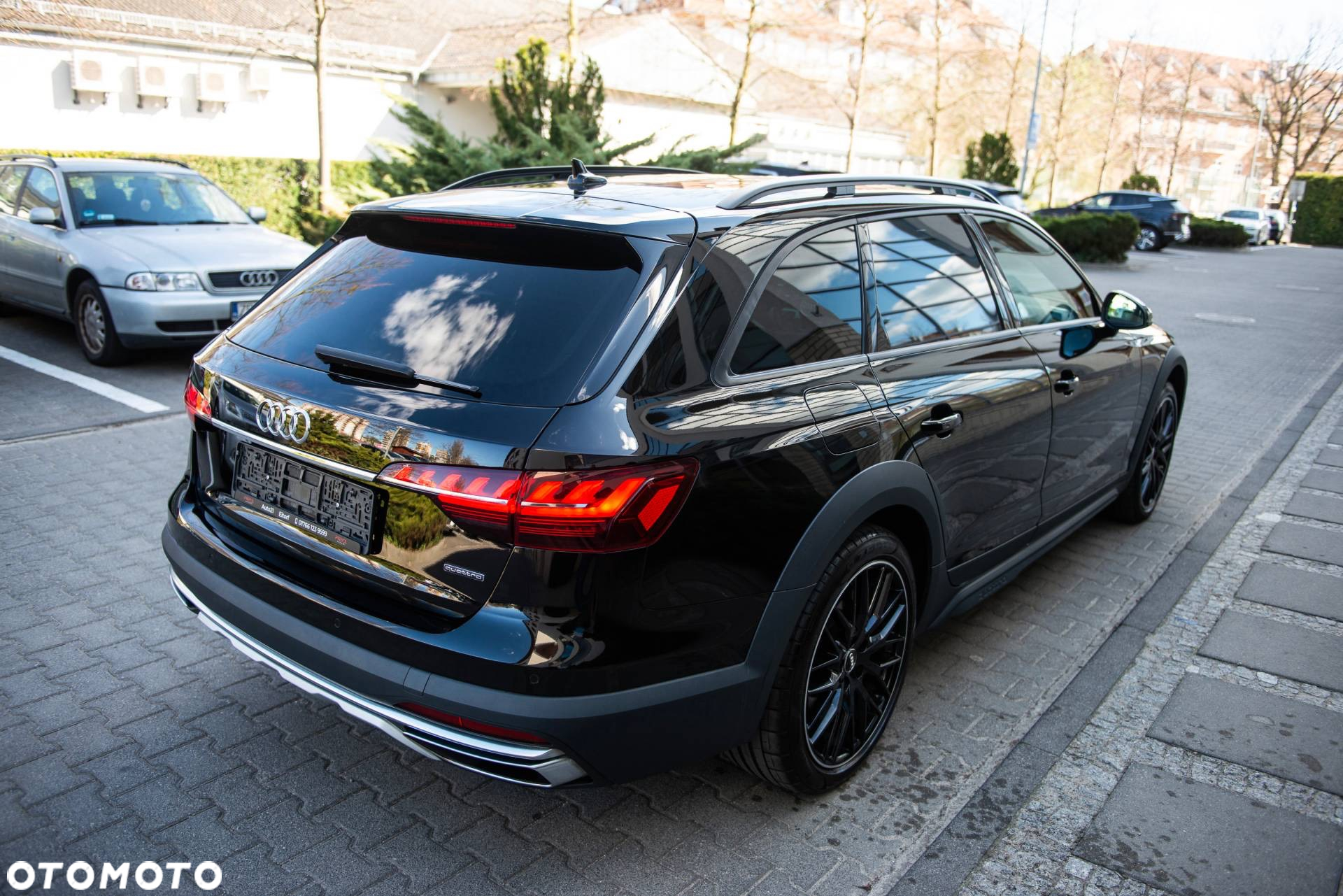 Audi A4 Allroad quattro 45 TFSI S tronic - 4