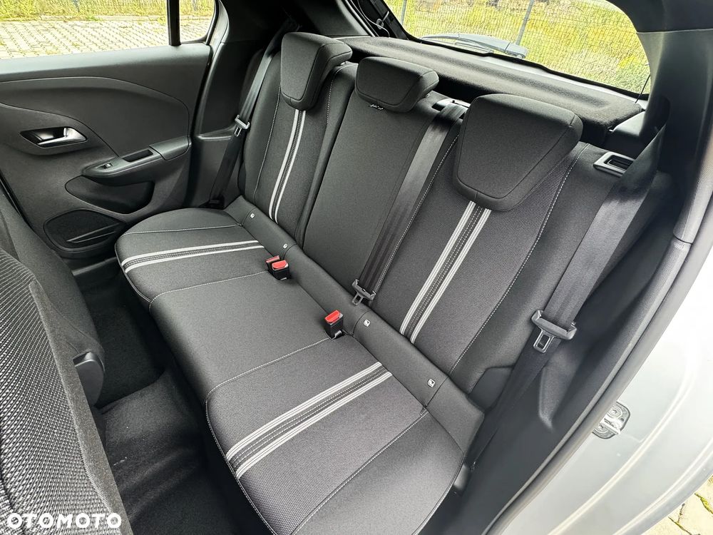 Opel Corsa 1.2 GS S&S - 22