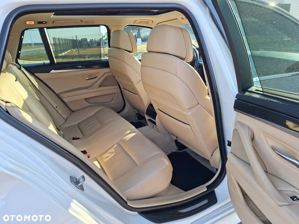 BMW Seria 5 - 11