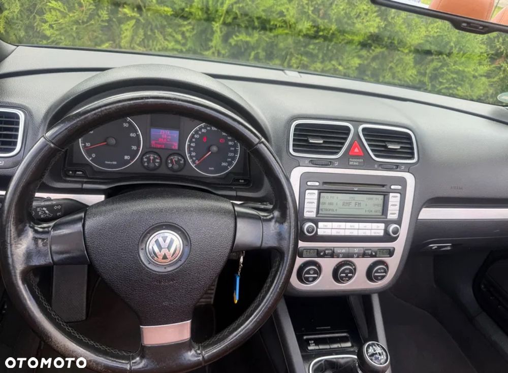 Volkswagen Eos 2.0 FSI Individual Chrom - 2