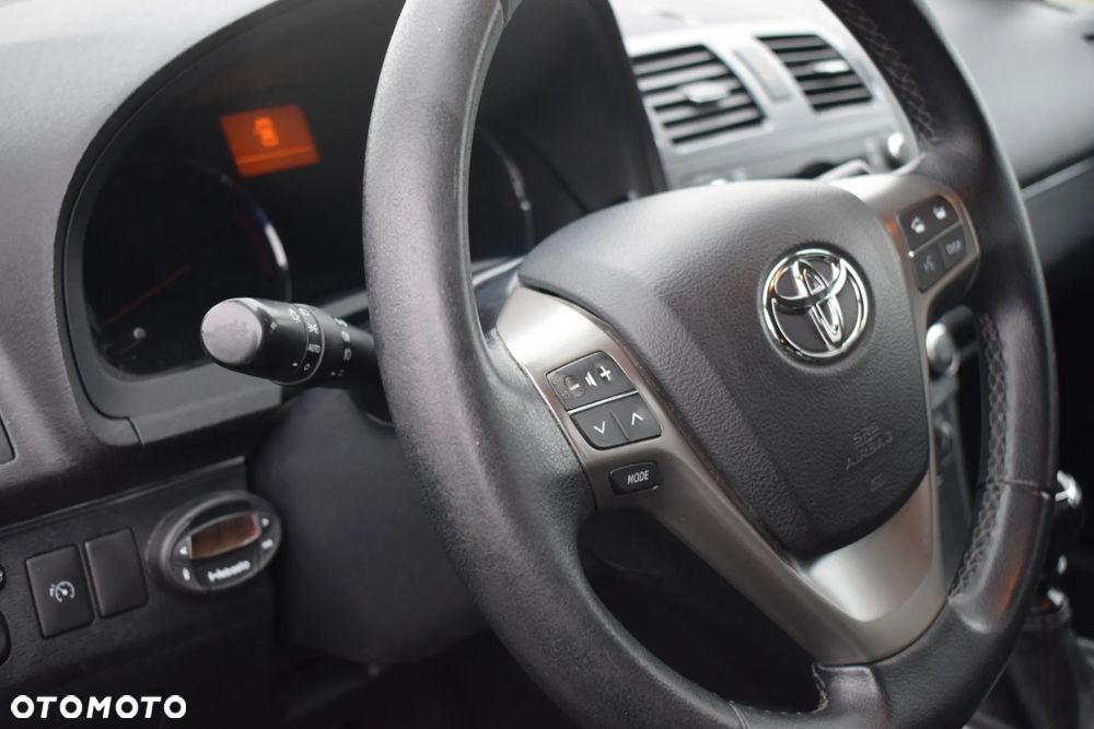 Toyota Avensis 2.2 D-CAT Executive - 13