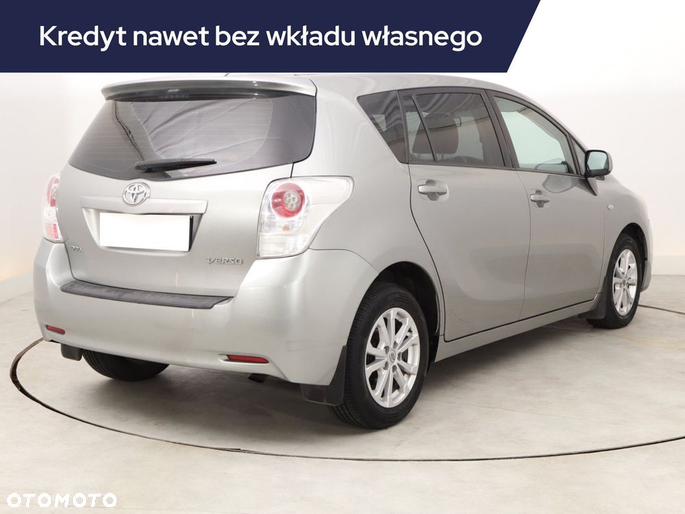 Toyota Verso - 7