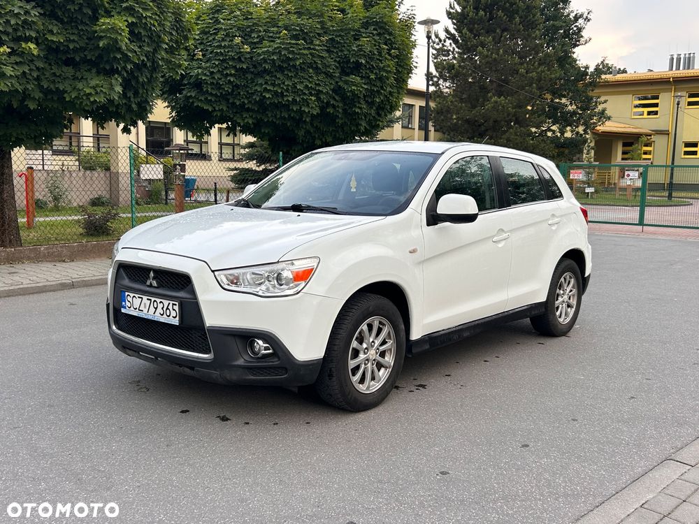 Mitsubishi ASX - 15