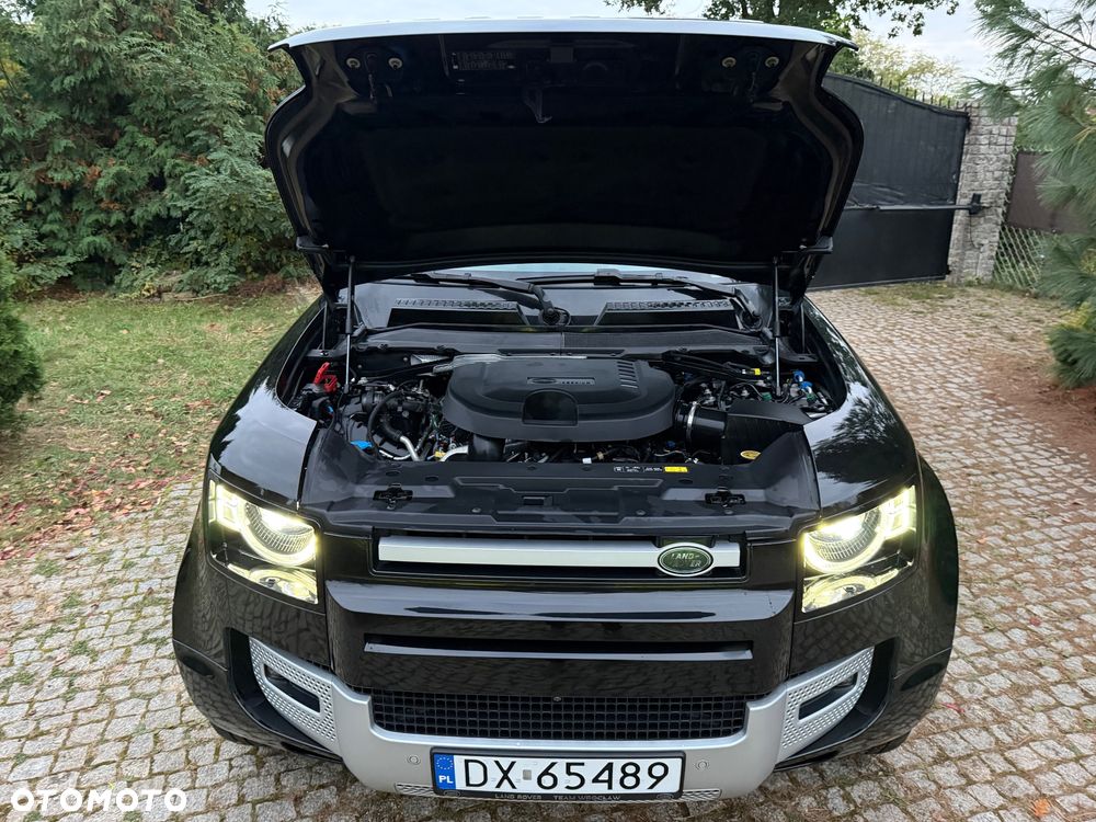 Land Rover Defender - 16