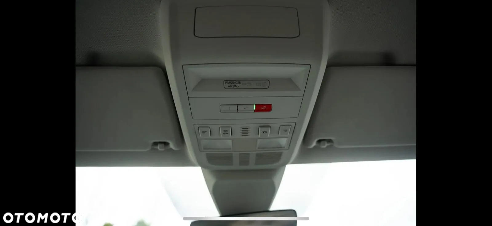 Volkswagen Multivan - 28