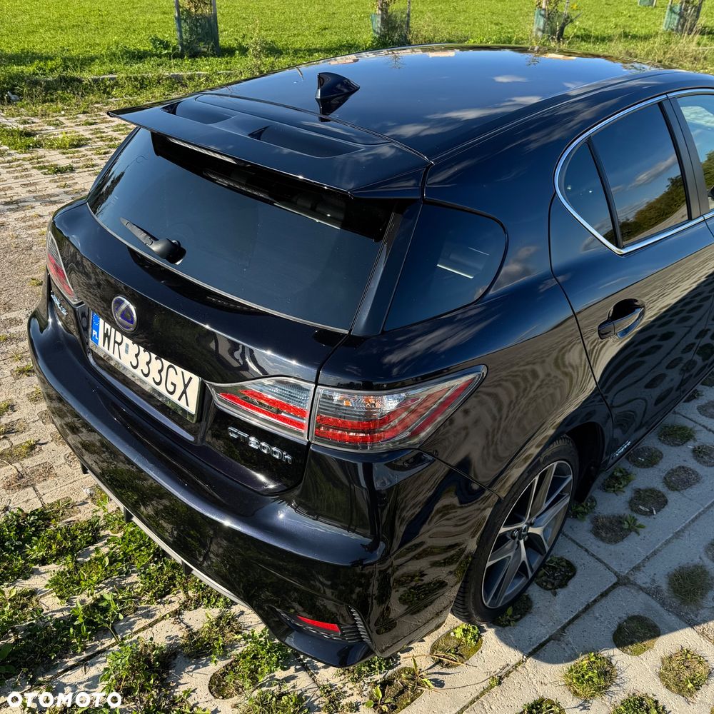 Lexus CT 200h F Sport - 16