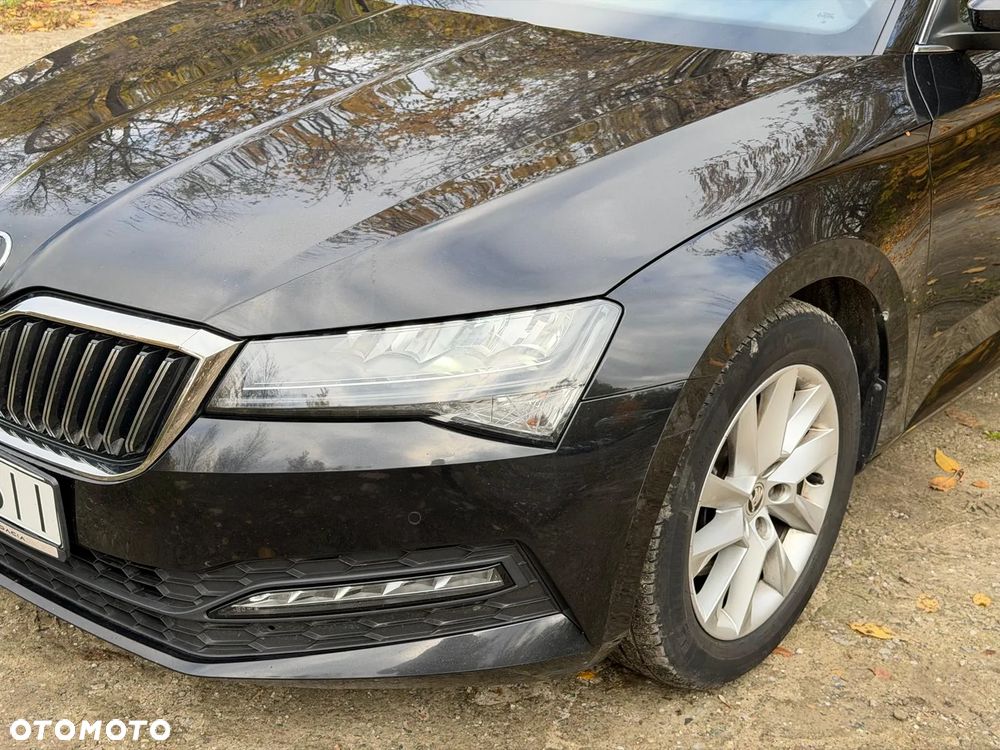 Skoda Superb 2.0 TDI SCR Ambition DSG - 38