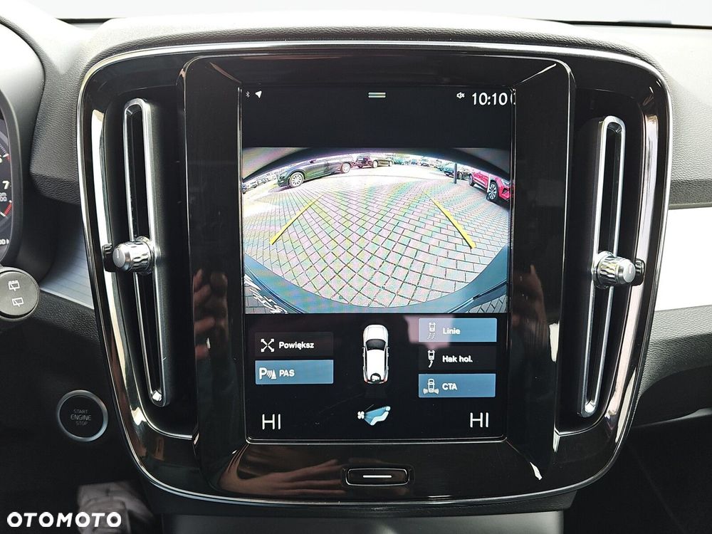 Volvo XC 40 - 24