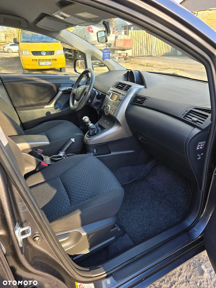 Toyota Verso 1.8 7-Sitzer Comfort - 10