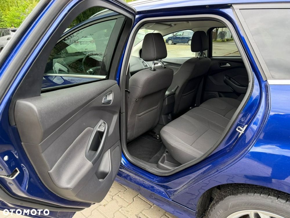 Ford Focus - 24