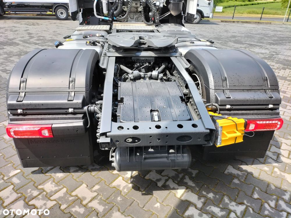 Mercedes-Benz Actros 5 - kabina L 1848 LS 4x2 - 6