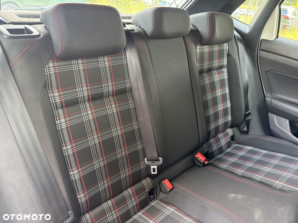Volkswagen Polo 2.0 TSI GTI DSG - 34