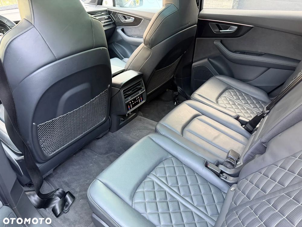 Audi SQ7 - 16