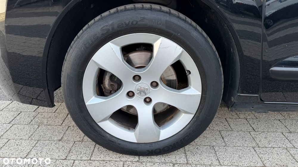 Peugeot 3008 1.6 Allure - 21