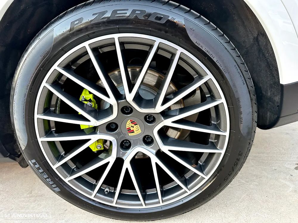 Porsche Cayenne E-Hybrid - 51