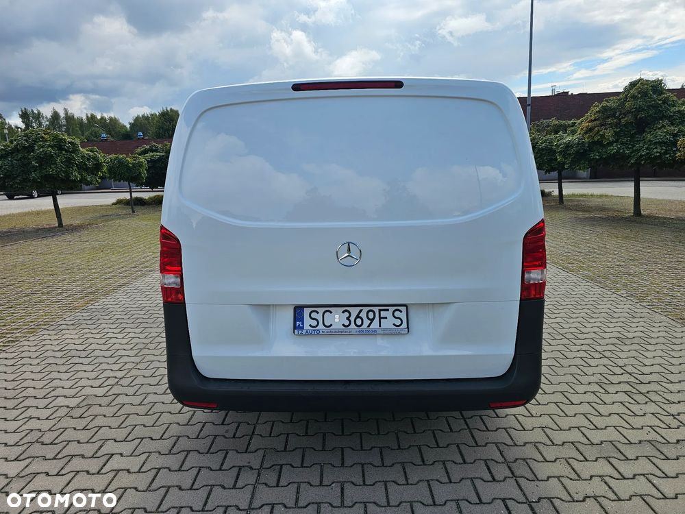 Mercedes-Benz Vito - 24