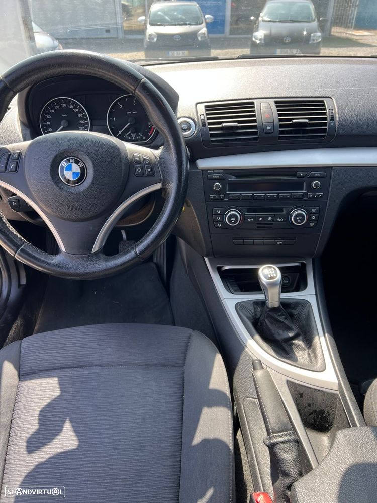 BMW 118 d Line Urban - 9