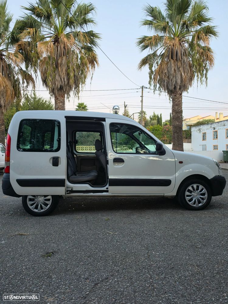 Renault Kangoo 1.5 dCi Authentique - 9