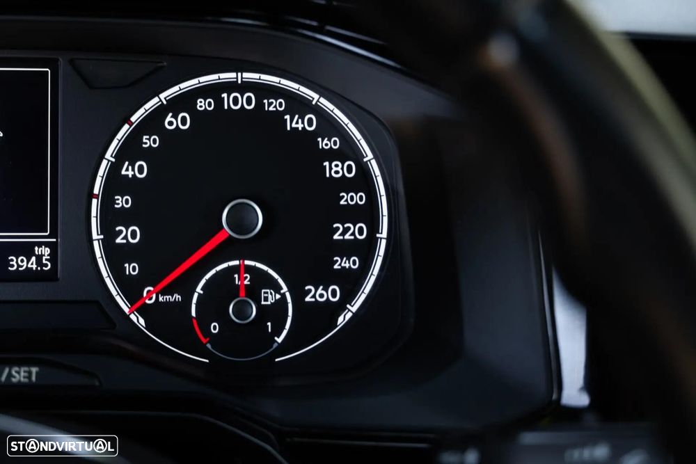 VW Polo 1.0 Confortline Nav - 12