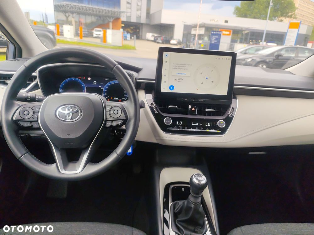 Toyota Corolla - 12