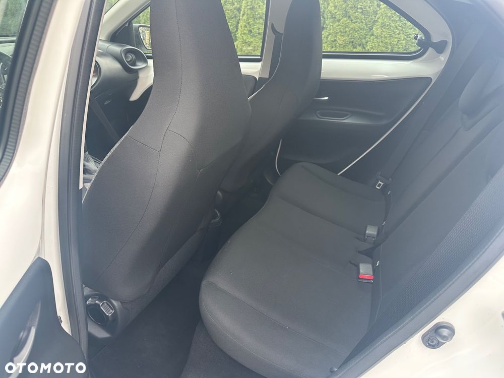 Toyota Aygo X S-CVT Air Limited - 10