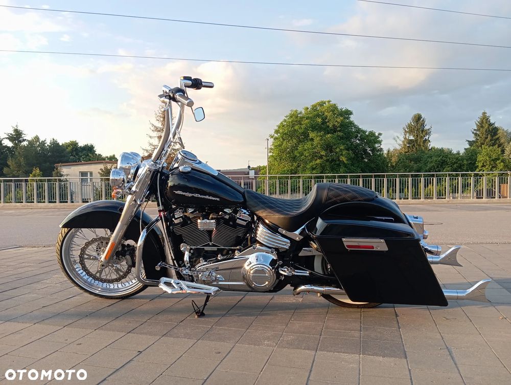 Harley-Davidson Softail Deluxe - 7