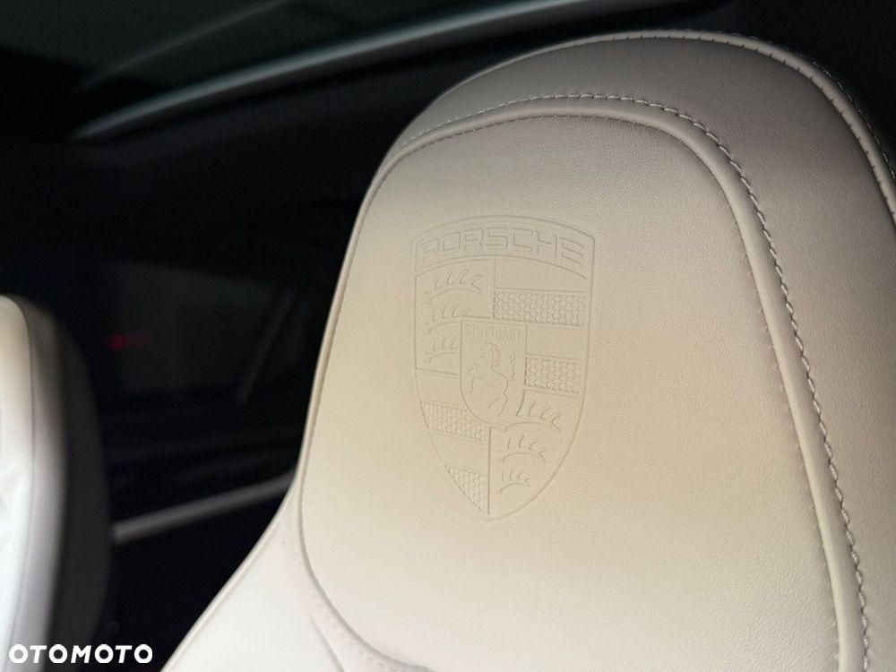 Porsche Panamera - 8