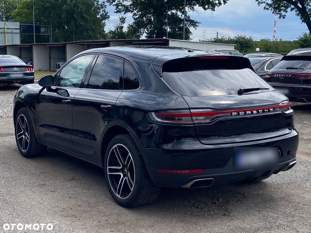 Porsche Macan Standard - 1