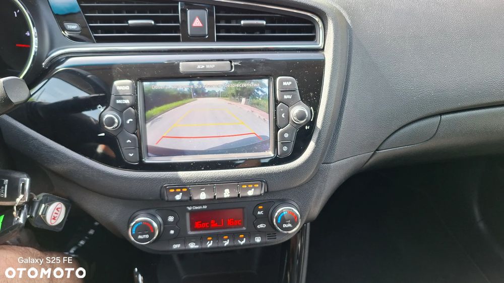 Kia Ceed 1.6 GDI Platinum Edition - 30