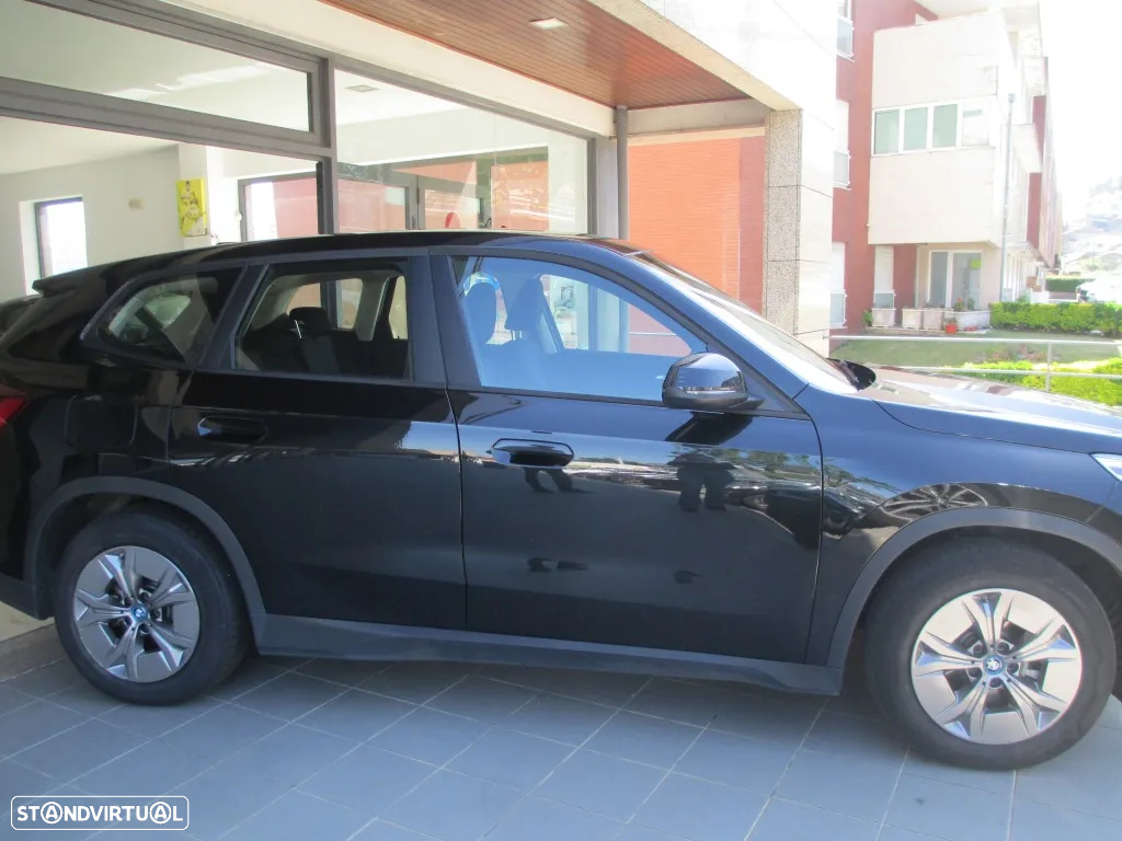 BMW iX1 xDrive30 - 2